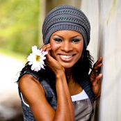nicole c mullen holy captivated