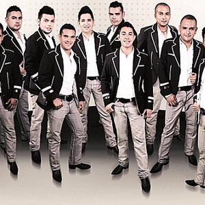 CABALLO DE PATAS BLANCAS LYRICS caballo de patas blancas lyrics: