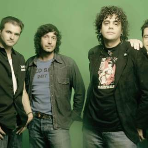 KILOMETROS DE CIELO LYRICS kilometros de cielo lyrics: