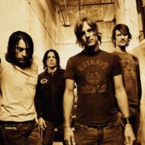 TRUSTcompany - Figure 8 - 在 Last.fm 收听和