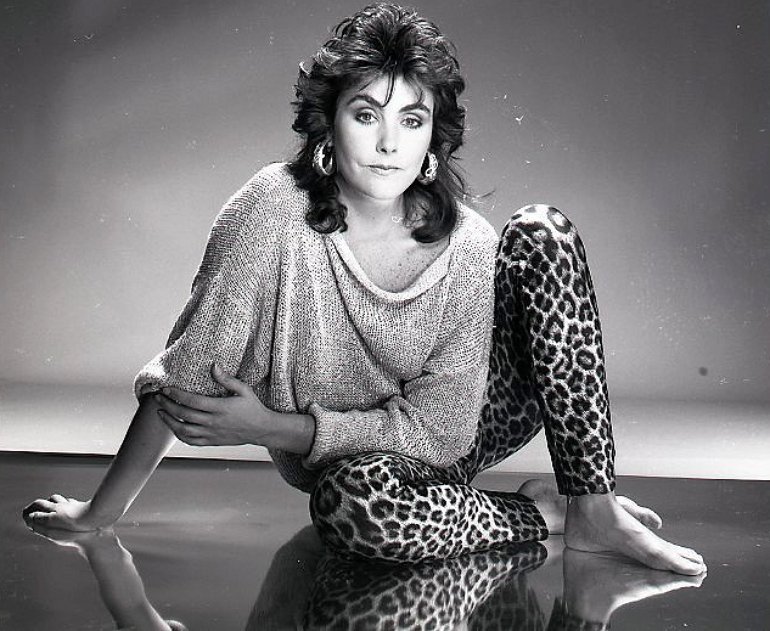 Laura Branigan - Self Control / The Lucky One Laura Branigan - Self Control / The Lucky One