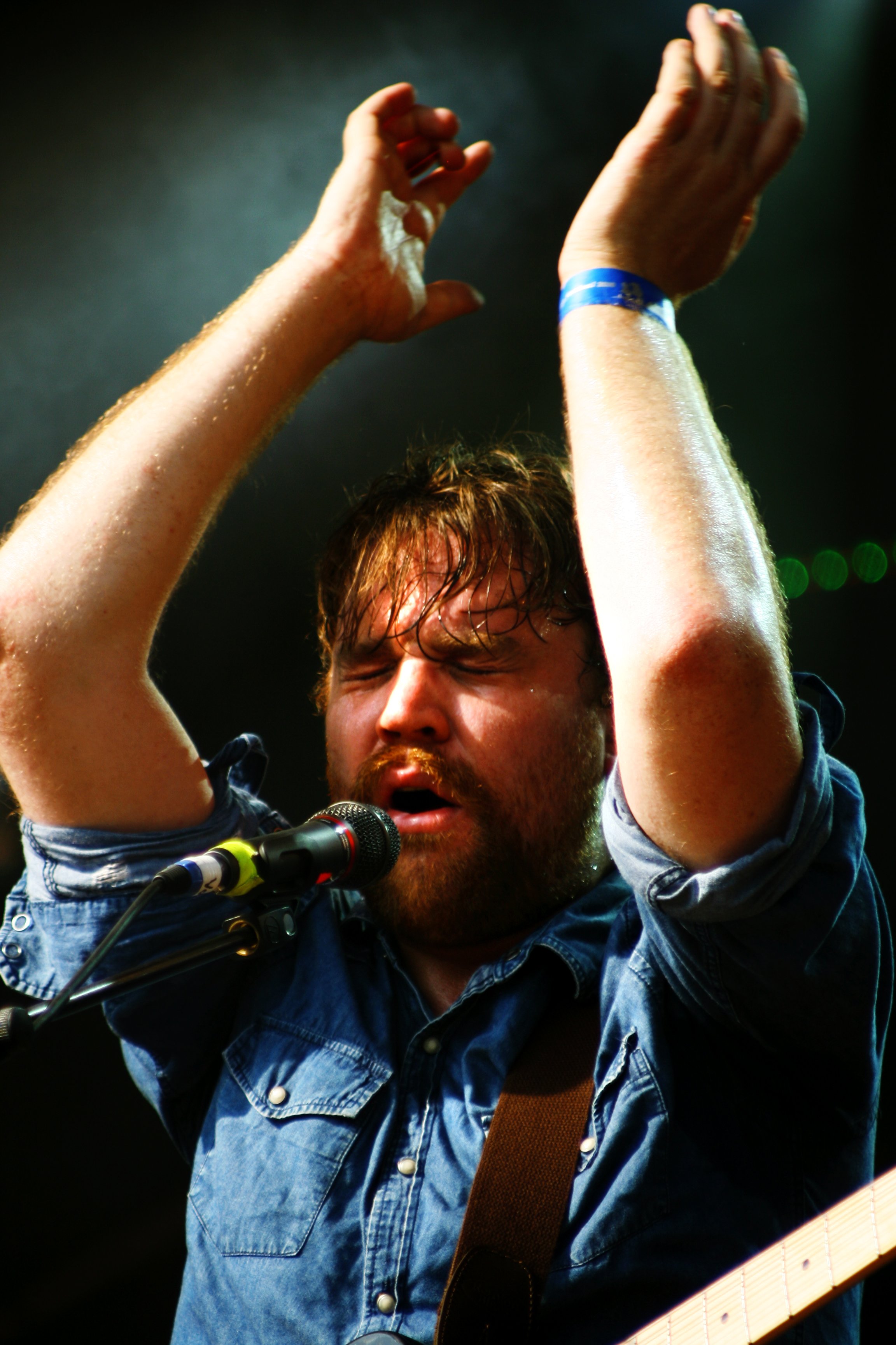 Frightened Rabbit Pictures | MetroLyrics2304 x 3456