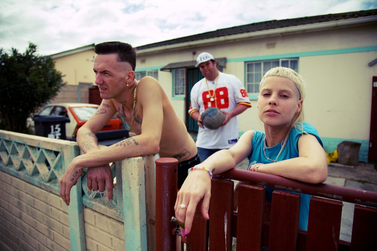 Die antwoord enter the ninja