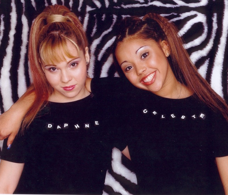 Daphne And Celeste Song Lyrics Metrolyrics