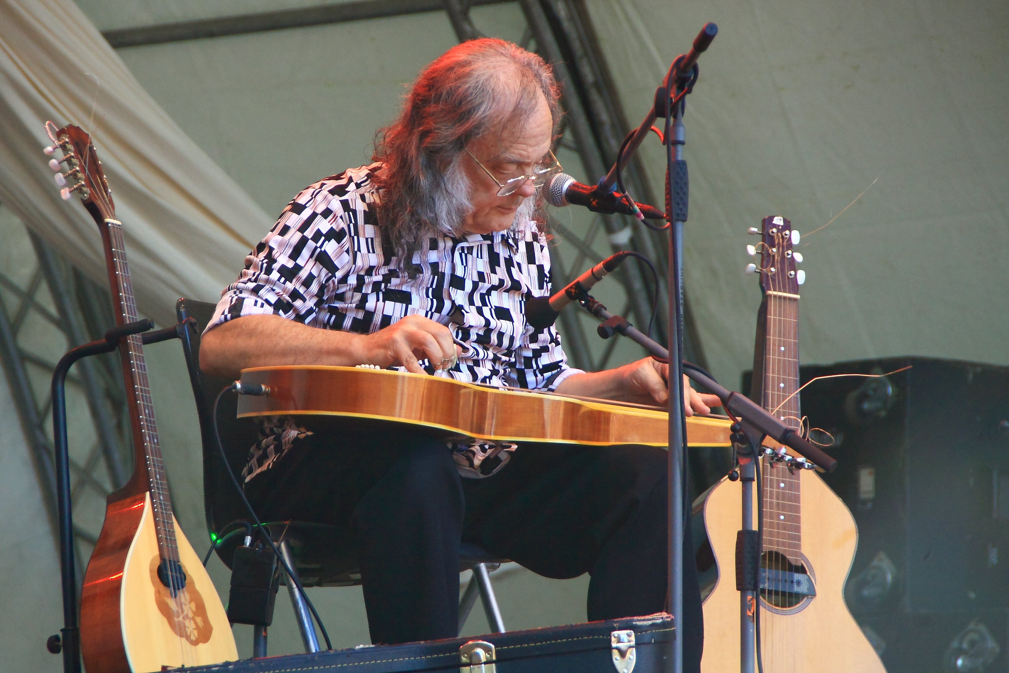 David Lindley - Rag Bag Lyrics | MetroLyrics