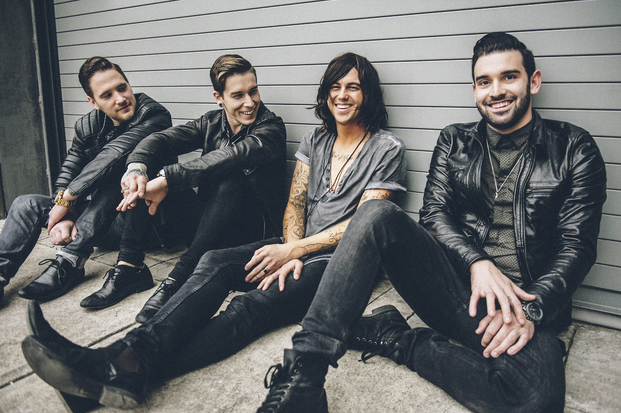 Sleeping With Sirens Pictures MetroLyrics