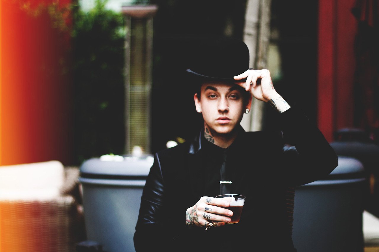 Blackbear Lyrics, Music, News and Biography MetroLyrics