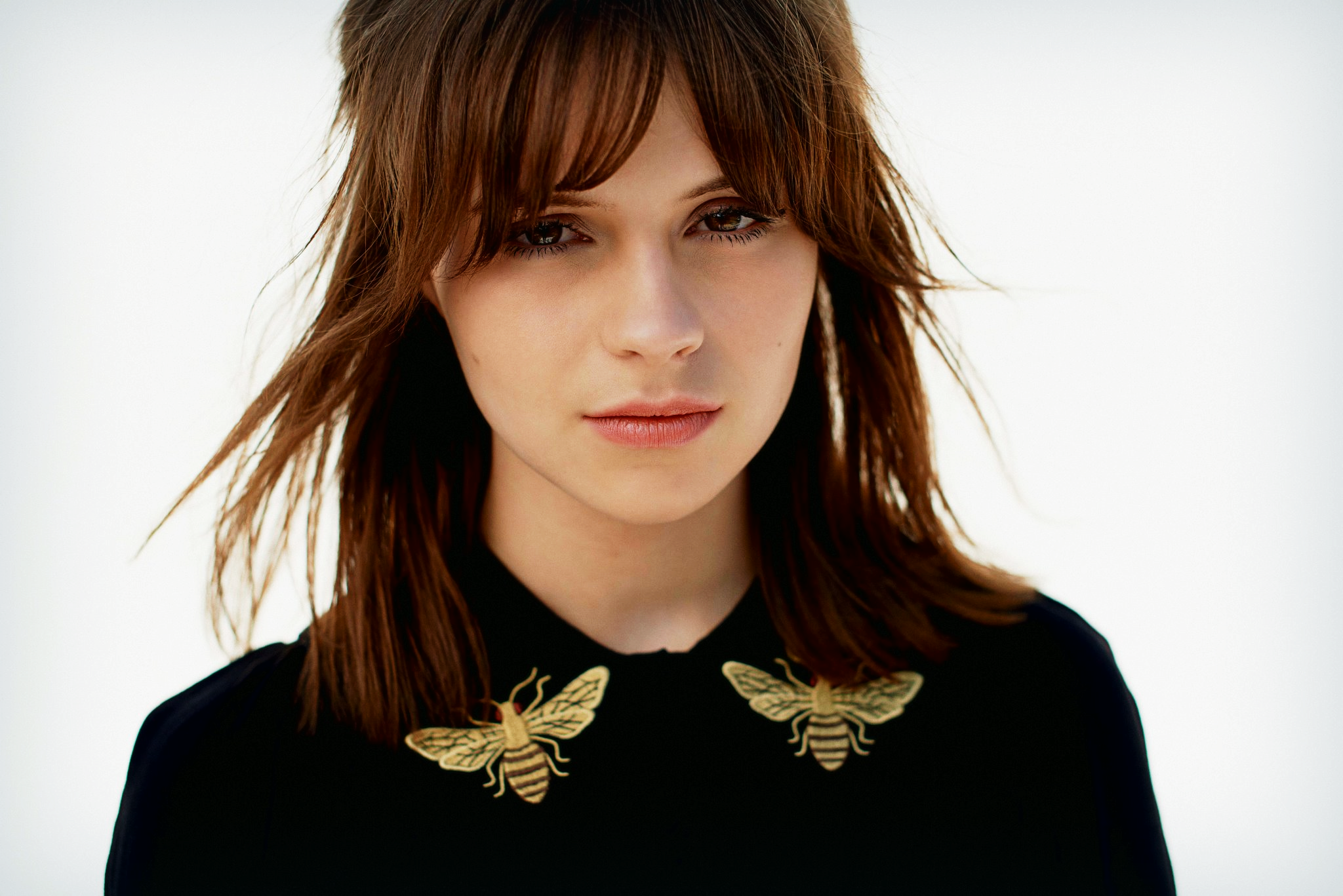 Gabrielle Aplin Pictures | MetroLyrics