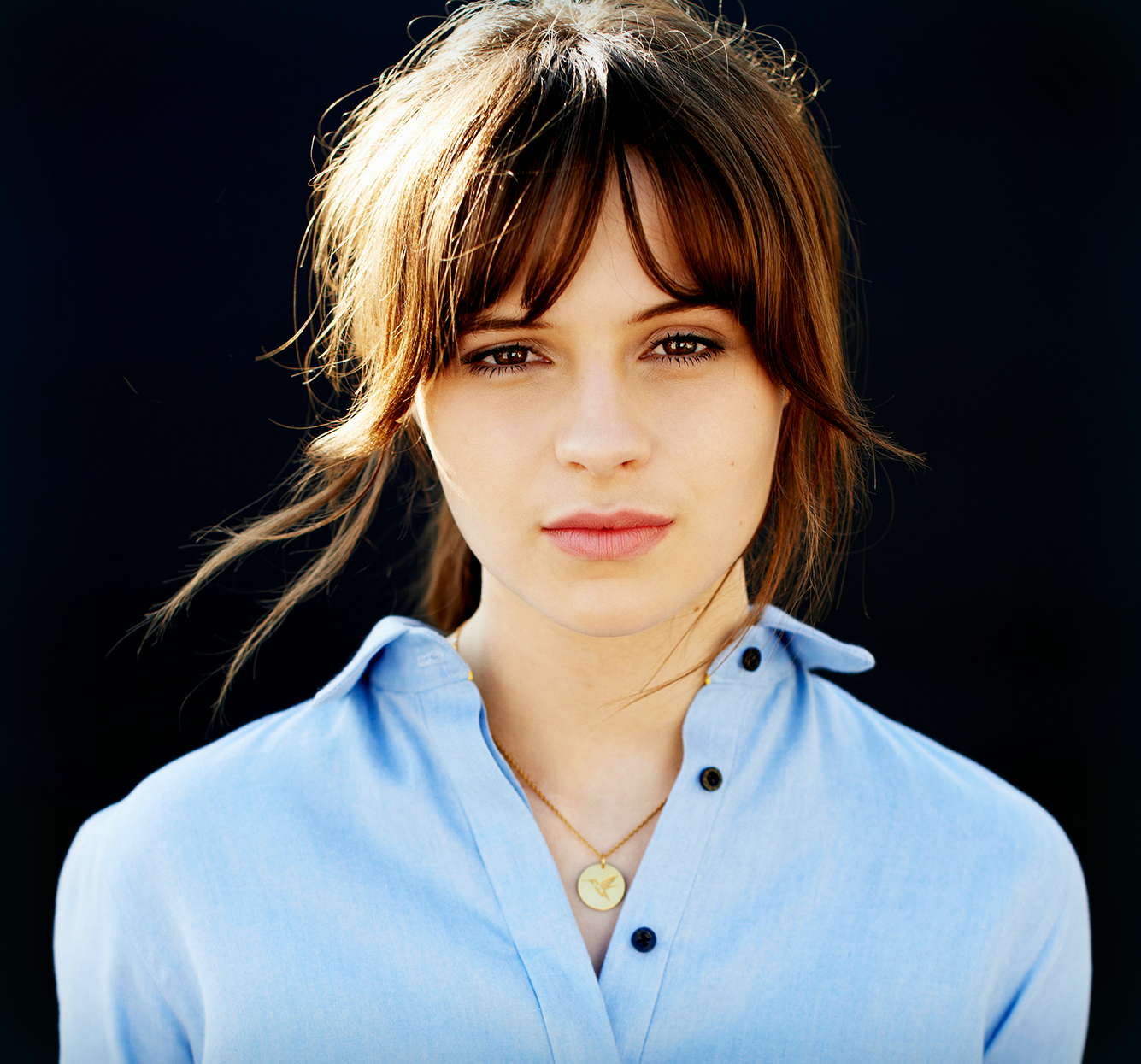 Gabrielle Aplin Pictures | MetroLyrics