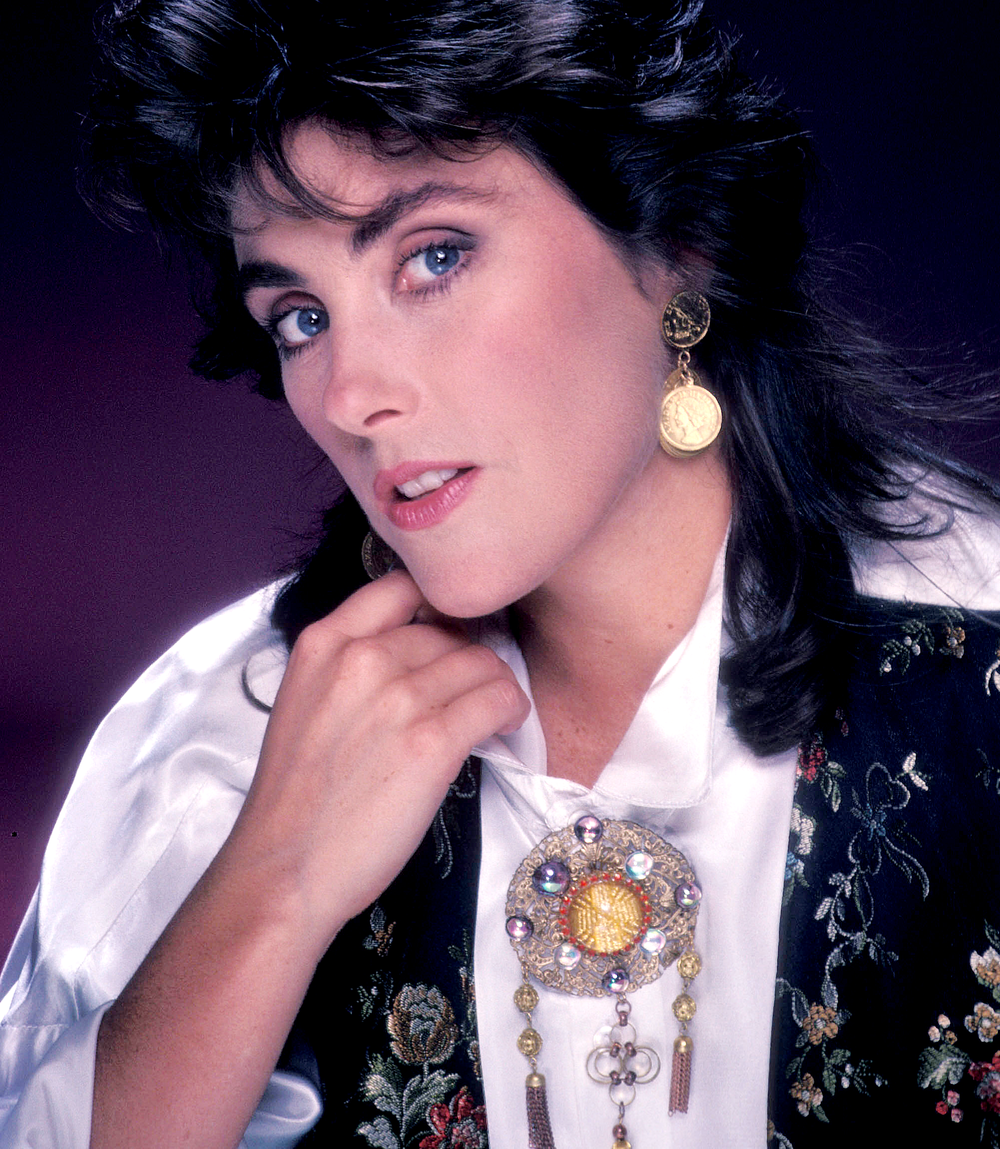 Laura Branigan Pictures | MetroLyrics