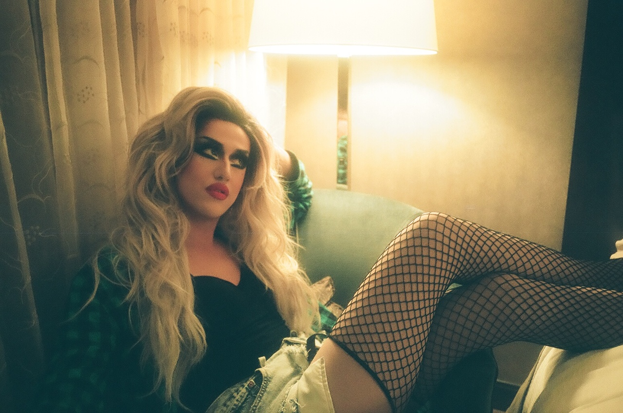 Hello I Love You Adore Delano Lyrics