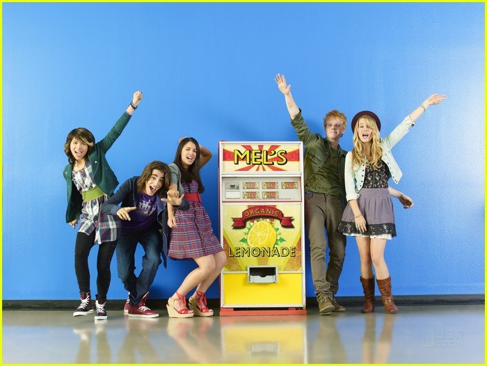Download Lagu Lemonade Mouth Here We Go