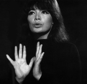 hhJuliette Greco - artist photos