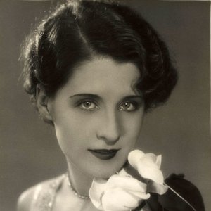 image for "norma shearer"