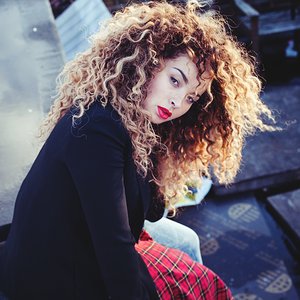 "ella eyre"的封面