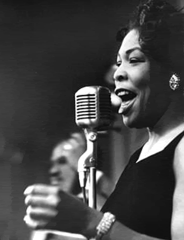 Gloria Lynne